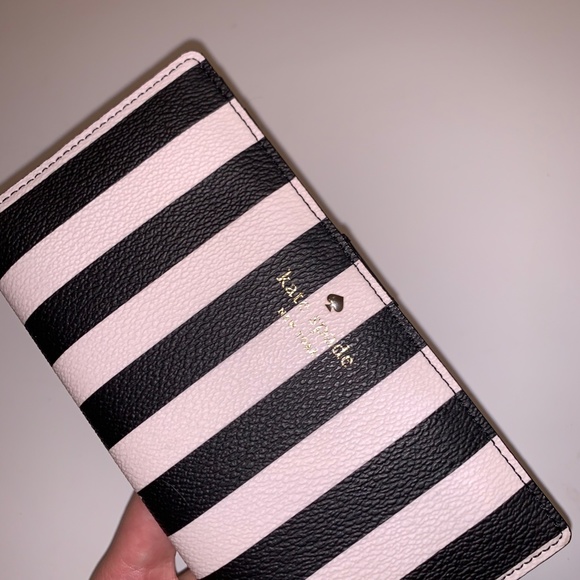 kate spade Accessories - Kate Spade Slim Bifold Wallet